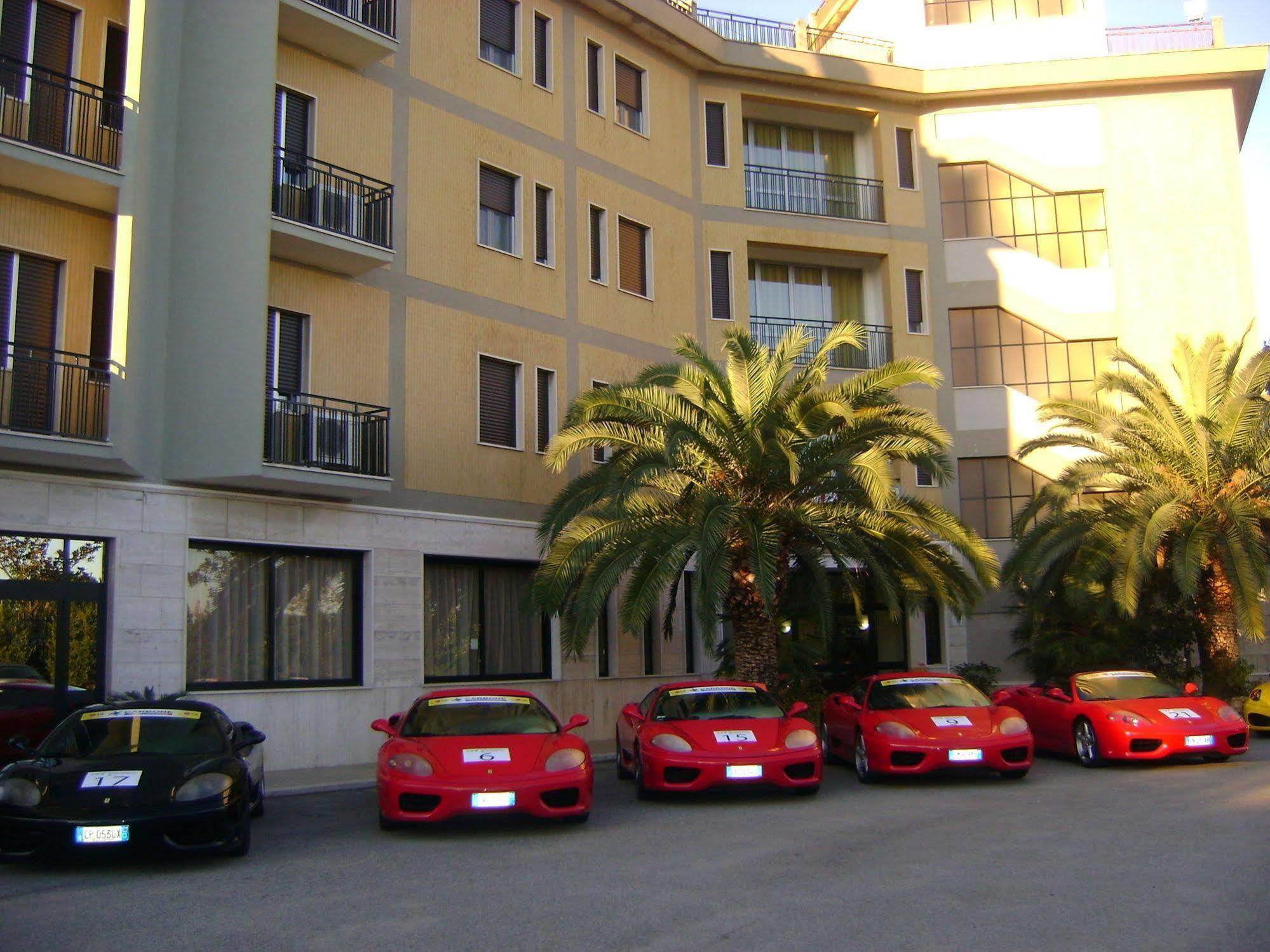 Hotel San Luca Rossano Exterior foto