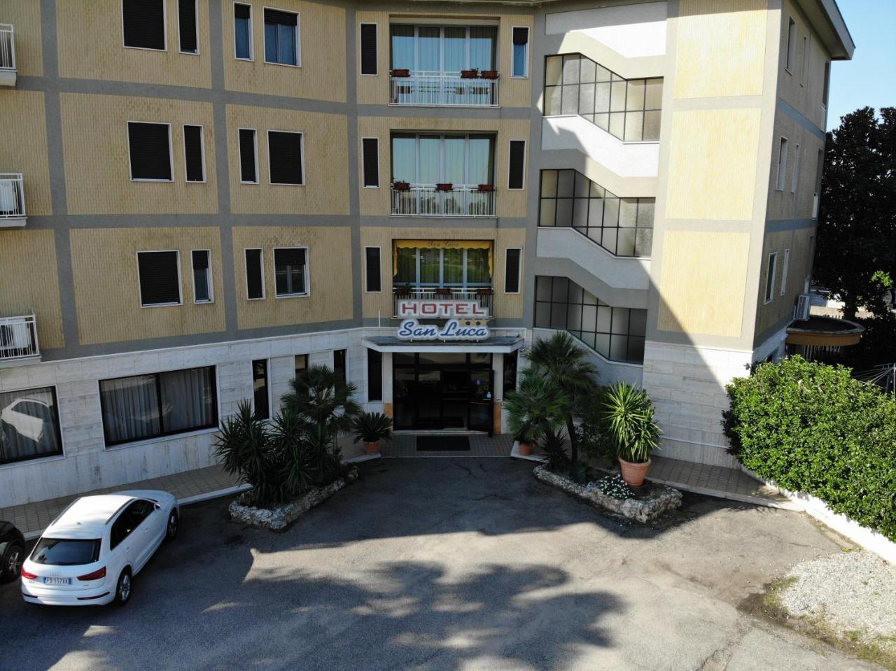 Hotel San Luca Rossano Exterior foto
